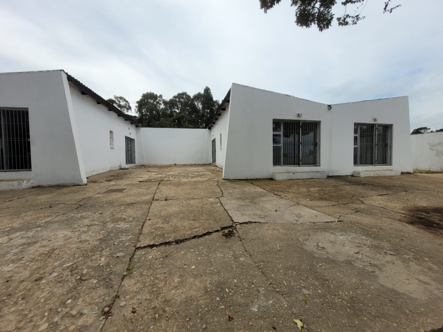 To Let 1 Bedroom Property for Rent in Humansdorp Eastern Cape